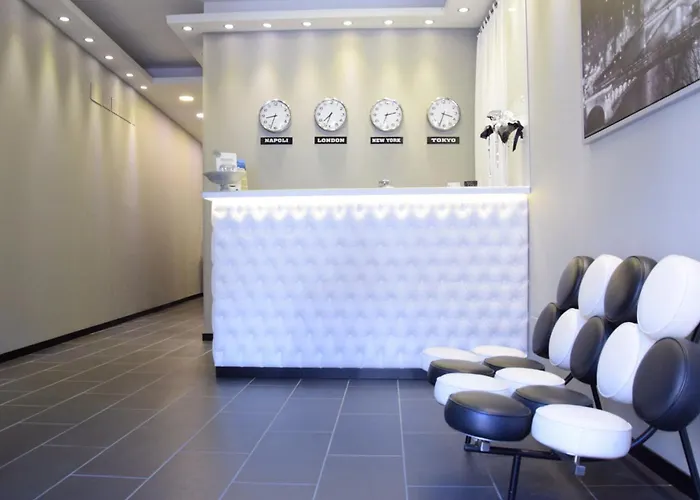 Fly Boutique Hotel Naples